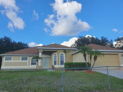 2512 57th St, Lehigh Acres, FL 33976-4822
