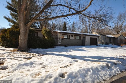 1020 8th St, Brainerd, MN 56401-4126