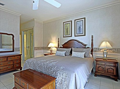 3484 Donoso Ct, Naples FL 34109-1395 exterior