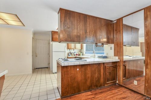 150 Alonzo Ct, Vacaville CA  95687-5466 exterior