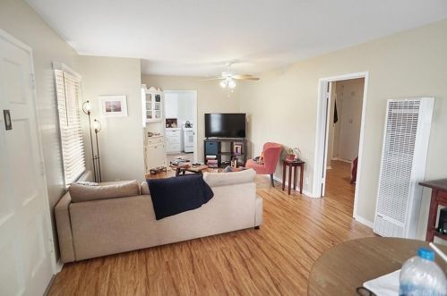 1388 Verdugo Rd, Glendale CA  91205-0028 exterior