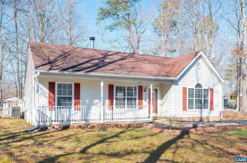 17 Riverside Dr, Bybee, VA 22963-2016