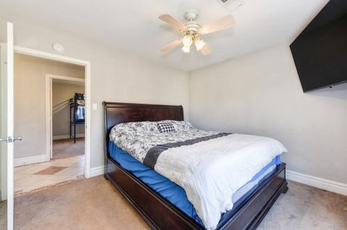 6732 Superior Dr, North Highlands CA  95660-3729 exterior