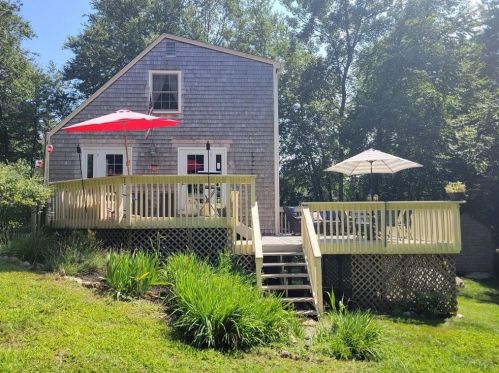 392 Hillsdale Rd, Richmond, RI 02892-1006