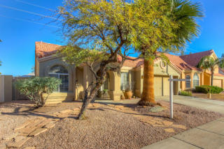 1127 Tiago Dr, Gilbert, AZ 85233-7950