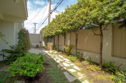 906 Catalina Ave, Redondo Beach CA  90277-4798 exterior