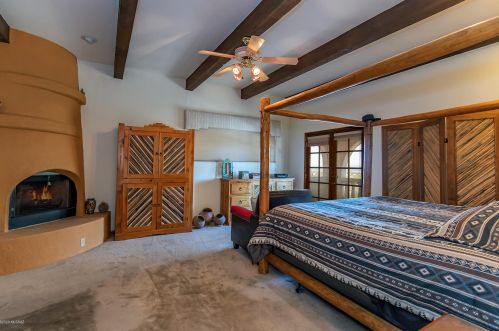 4650 Crestview Cir, Tucson AZ 85745-9207 exterior