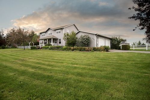645 Antrim Rd, Winlock, WA 98596-9623