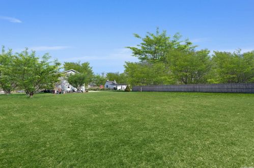 206 Fort Pond Blvd, East Hampton NY  11937-4216 exterior