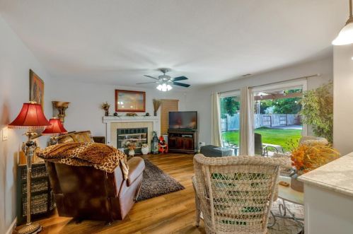 781 Bluff Dr, Los Banos CA  93635-5127 exterior