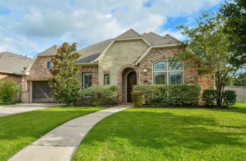 177 Silverwood Ranch Dr, Conroe, TX 77384-4579