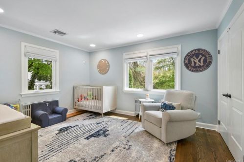 40 Hillandale Rd, Rye Brook NY  10573-1705 exterior