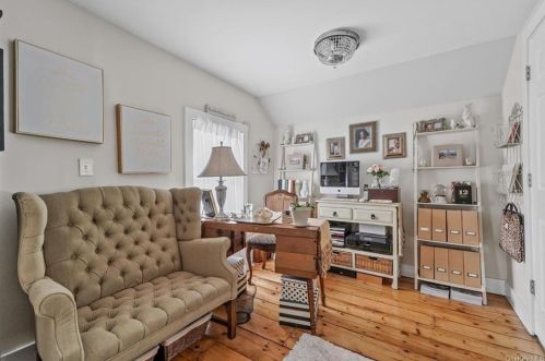 130 Osborne Hill Rd, Fishkill NY  12524-2515 exterior