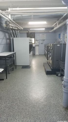 87-56 Francis Lewis Blvd, Jamaica NY  exterior