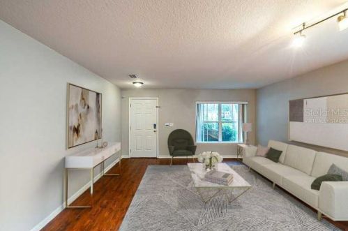1325 Tilapia Trl, Deland, FL 32724-4719