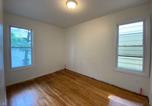 176 Linden Ave, Irvington NJ  07111-2524 exterior