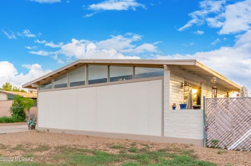 1812 Kitt Pl, Tucson, AZ 85713-2407