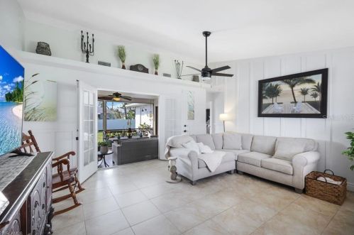 1828 47 St, Cape Coral FL  33904-9001 exterior