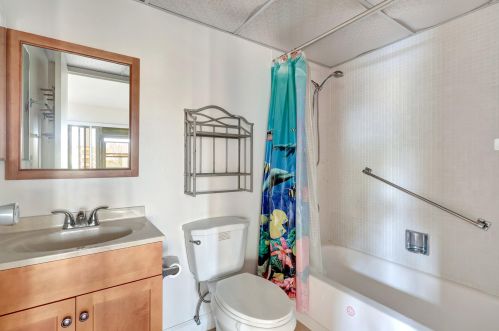 155 Valencia G, Delray Beach FL  33446-2055 exterior