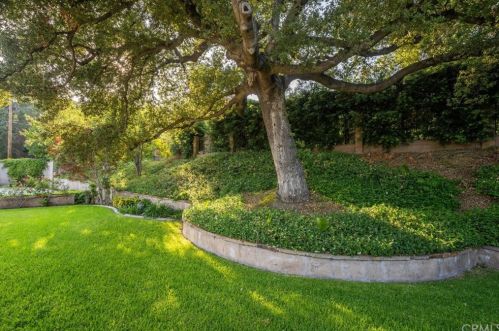 607 Oak Grove Dr, Glendora CA  91741-2258 exterior