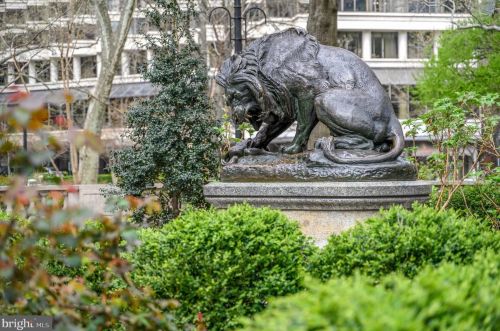 219 18th St, Philadelphia PA  19103-6141 exterior