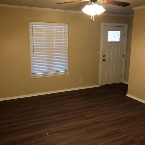 2015 Wood Ct, Granbury, TX 76048-5680