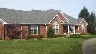 387 Old Stone Dr, Simpsonville, KY 40067-6617