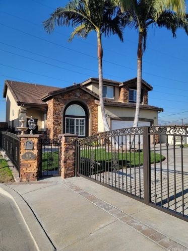 5627 Paramount Ln, Pico Rivera, CA 90660-3089