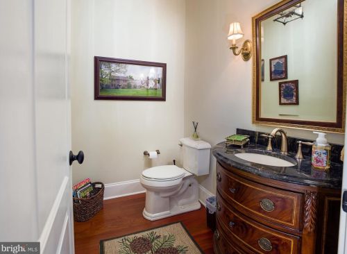 226 Valley Ridge Rd, Haverford PA  19041-2029 exterior