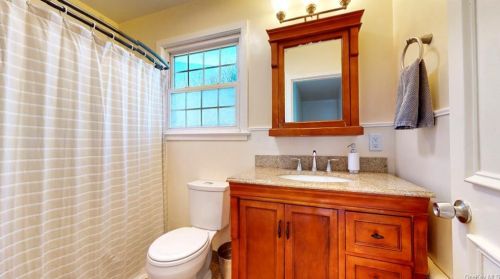 31 Mearns Ave, Highland Falls NY  10928-1103 exterior