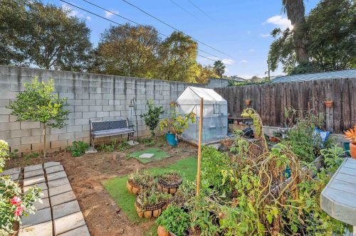 8748 Los Coches Rd, Lakeside CA  92040-5151 exterior