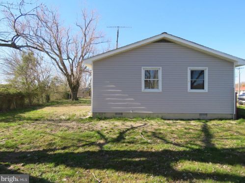 29618 Oak Grove Rd, Seaford DE  19973-5040 exterior