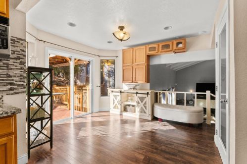 3560 Patterson Way, Folsom CA  95762-4405 exterior