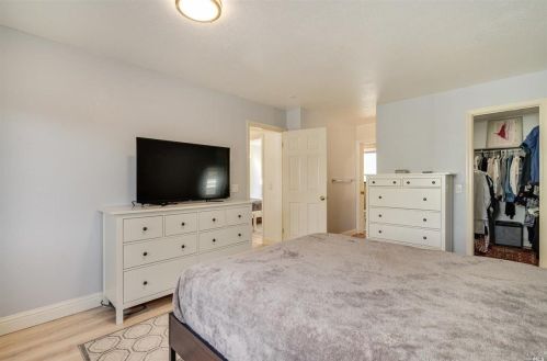144 Fulton Pl, Windsor CA  95492-9474 exterior