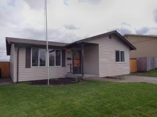 3715 Howe St, Tacoma, WA 98404-3834