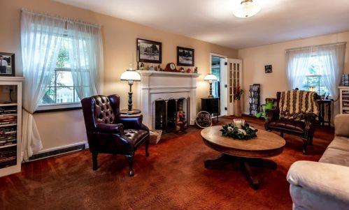 239 Pleasant St, Xenia OH  45385-2317 exterior