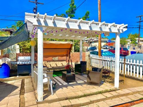 736 Fergus St, San Diego, CA 92114-2429