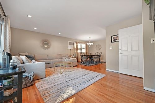 473 Avenue, Bayonne NJ  07002-4835 exterior