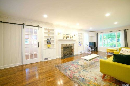 25 Ascot Rdg, Great Neck NY  11021-2900 exterior