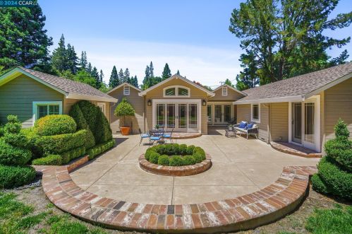 1539 Las Trampas Rd, Alamo CA  94507-1846 exterior