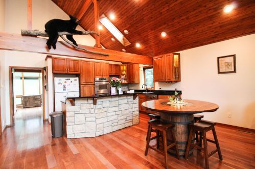 9181 Avon Rd, Salineville OH  43945-9407 exterior