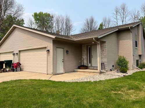 1189 Nier Ct, Green Bay, WI 54303-5344