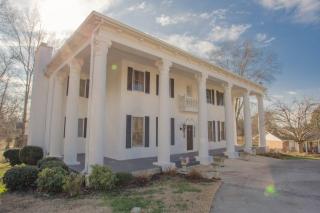 510 Forest Ln, Cleveland, TN 37312-4910