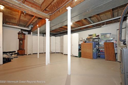 3402 James Ct, Middletown NJ  07748-3470 exterior