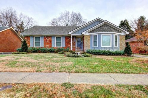 7210 Kort Way, Louisville, KY 40220-2764