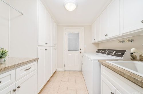 607 Oak Grove Dr, Glendora CA  91741-2258 exterior