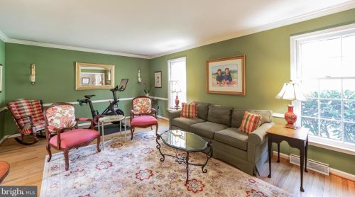 709 Malin Rd, Newtown Square PA  19073-2510 exterior