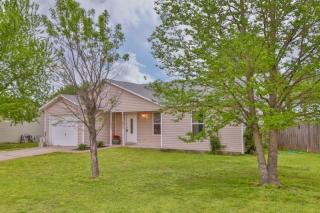 1822 Rosewood Ln, Elkins, AR 72727-8934