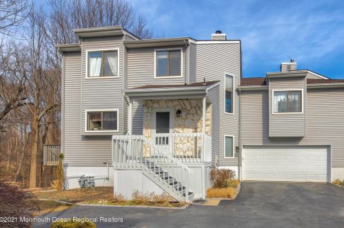 20 Pennybrook Ln, Middletown NJ  07748-3530 exterior