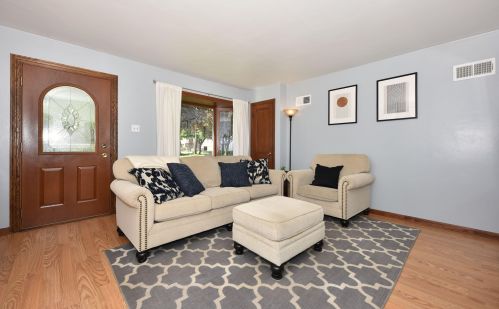 1410 Van Beck Ave, Milwaukee WI 53207-4531 exterior